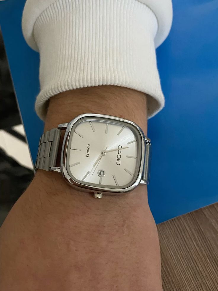 Casio Vintage Silver-Classic Minimalist Design