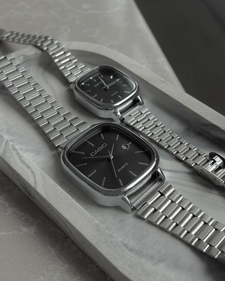Casio Quartz Watch – Classic Minimalist Design