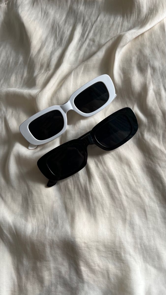 Chic Rectangular Glasses