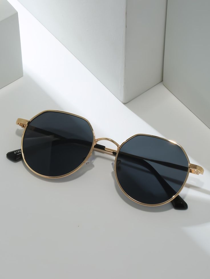 Glasses Curved Edges