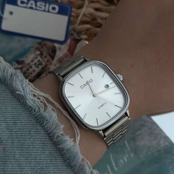 Casio Vintage Silver-Classic Minimalist Design