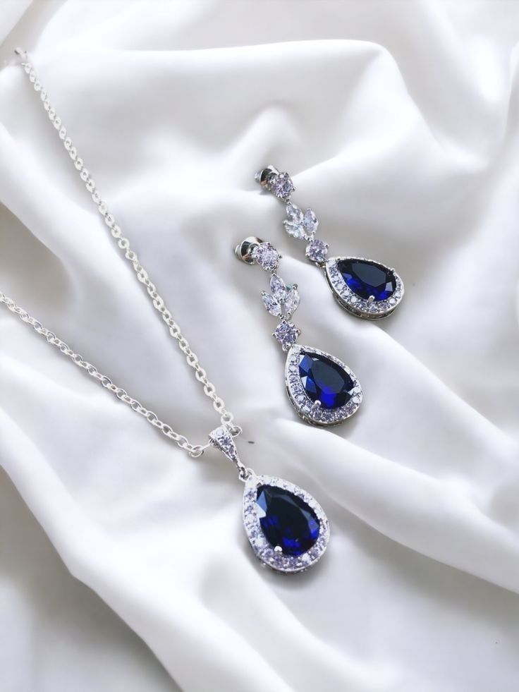 Blue Stone Studded Set